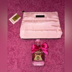 ❦ Juicy Couture Cosmetic Bag & 3.4 oz Viva La Juicy ❦
